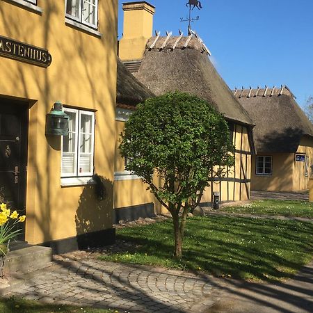 Grastenhus Guesthouse Thurø By Eksteriør bilde